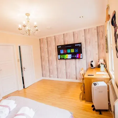 Immaculate Studio Apartment In Central London Exterior photo